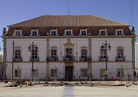 Cobertura do Edifício da Câmara Municipal de Portimão